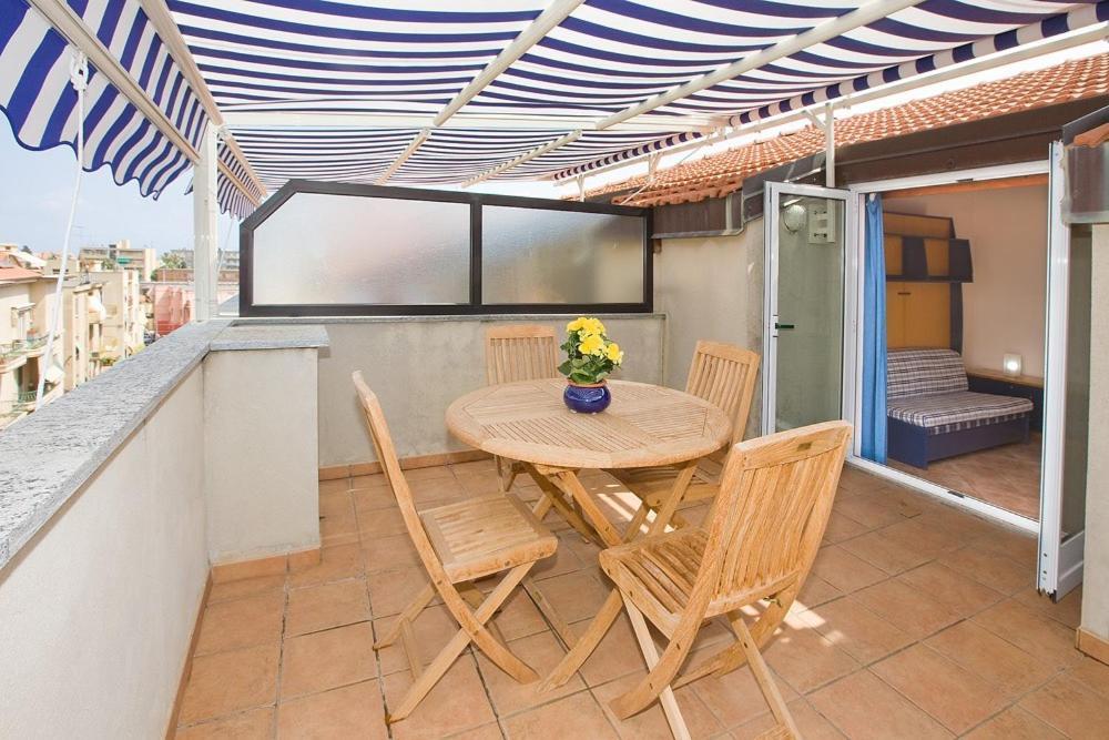 Residenza Adelaide Aparthotel Finale Ligure Exterior foto