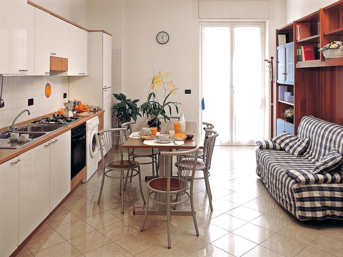 Residenza Adelaide Aparthotel Finale Ligure Exterior foto