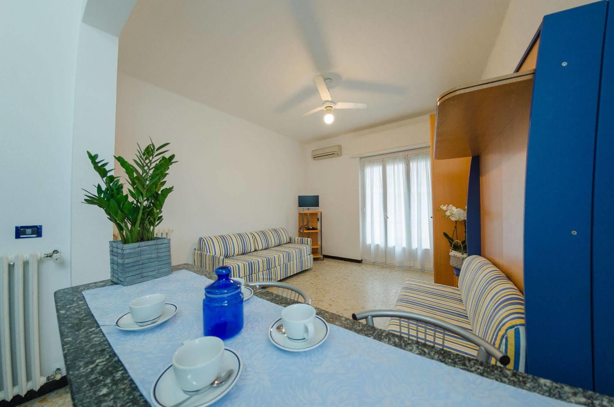 Residenza Adelaide Aparthotel Finale Ligure Exterior foto